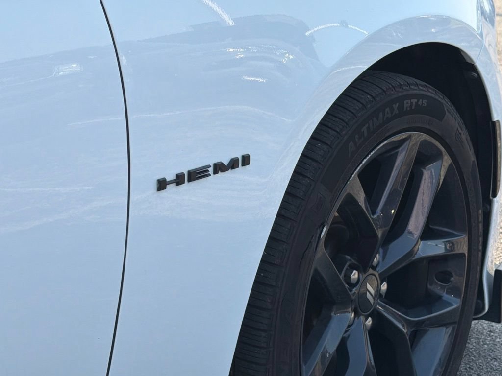 Used 2021 Dodge Charger R/T w/ Blacktop Package RWD image 10