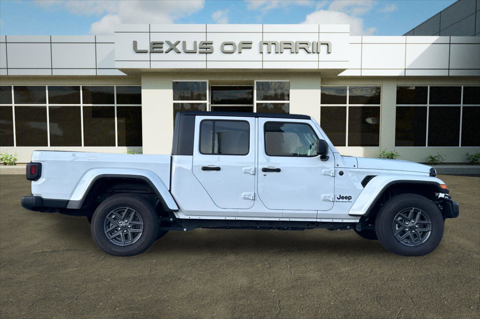 Used 2024 Jeep Gladiator Sport image 7