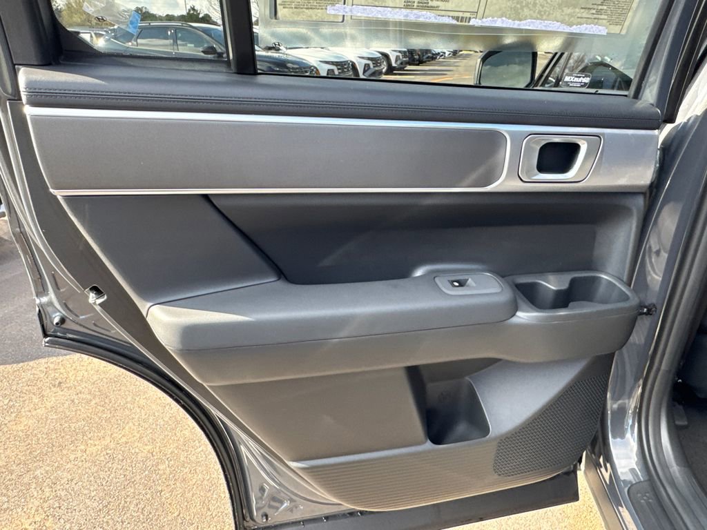 New 2026 Hyundai Santa Fe SE image 12