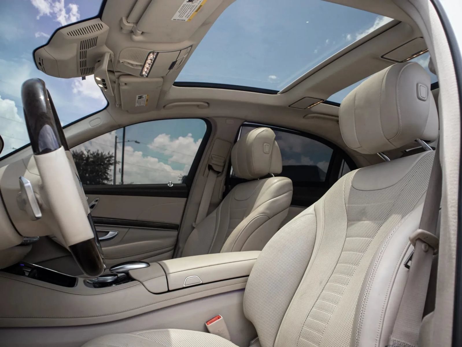 Used 2019 Mercedes-Benz S 560 Sedan w/ AMG Line Exterior image 30