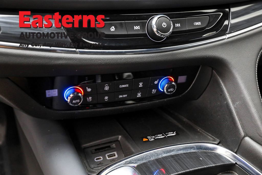 Used 2024 Buick Enclave Premium image 20