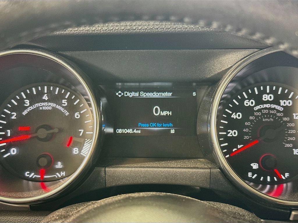 Used 2018 Ford Mustang GT Premium w/ Black Accent Package RWD image 12
