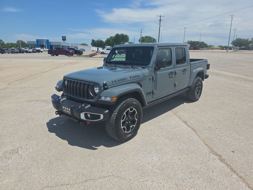Used 2024 Jeep Gladiator Sport AWD/4WD image 7