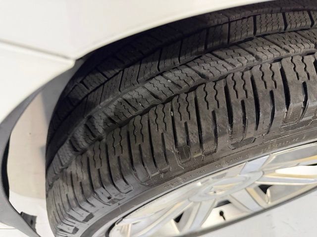 Used 2019 Cadillac Escalade ESV Premium Luxury AWD/4WD image 43