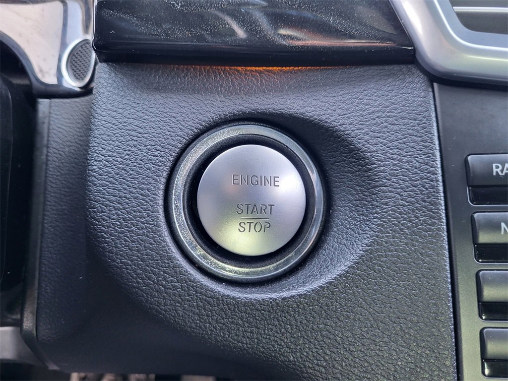 Used 2012 Mercedes-Benz E 550 4MATIC Sedan image 28