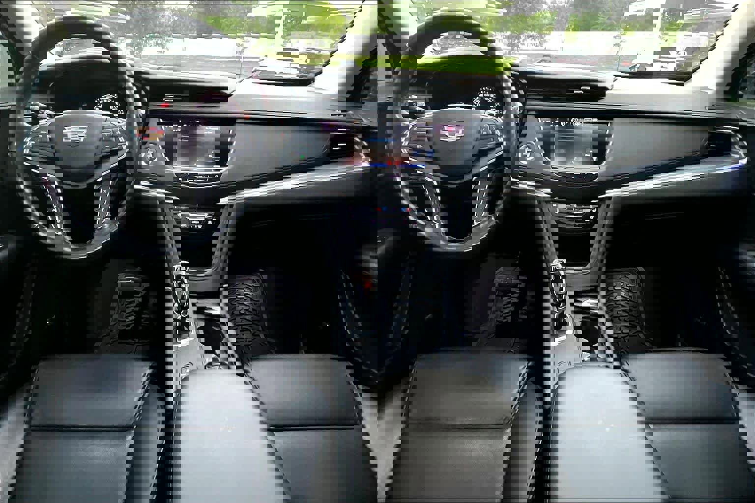 Used 2018 Cadillac XT5 Premium Luxury image 16