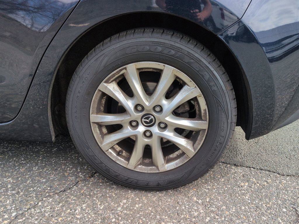 Used 2015 MAZDA MAZDA3 i Grand Touring image 25