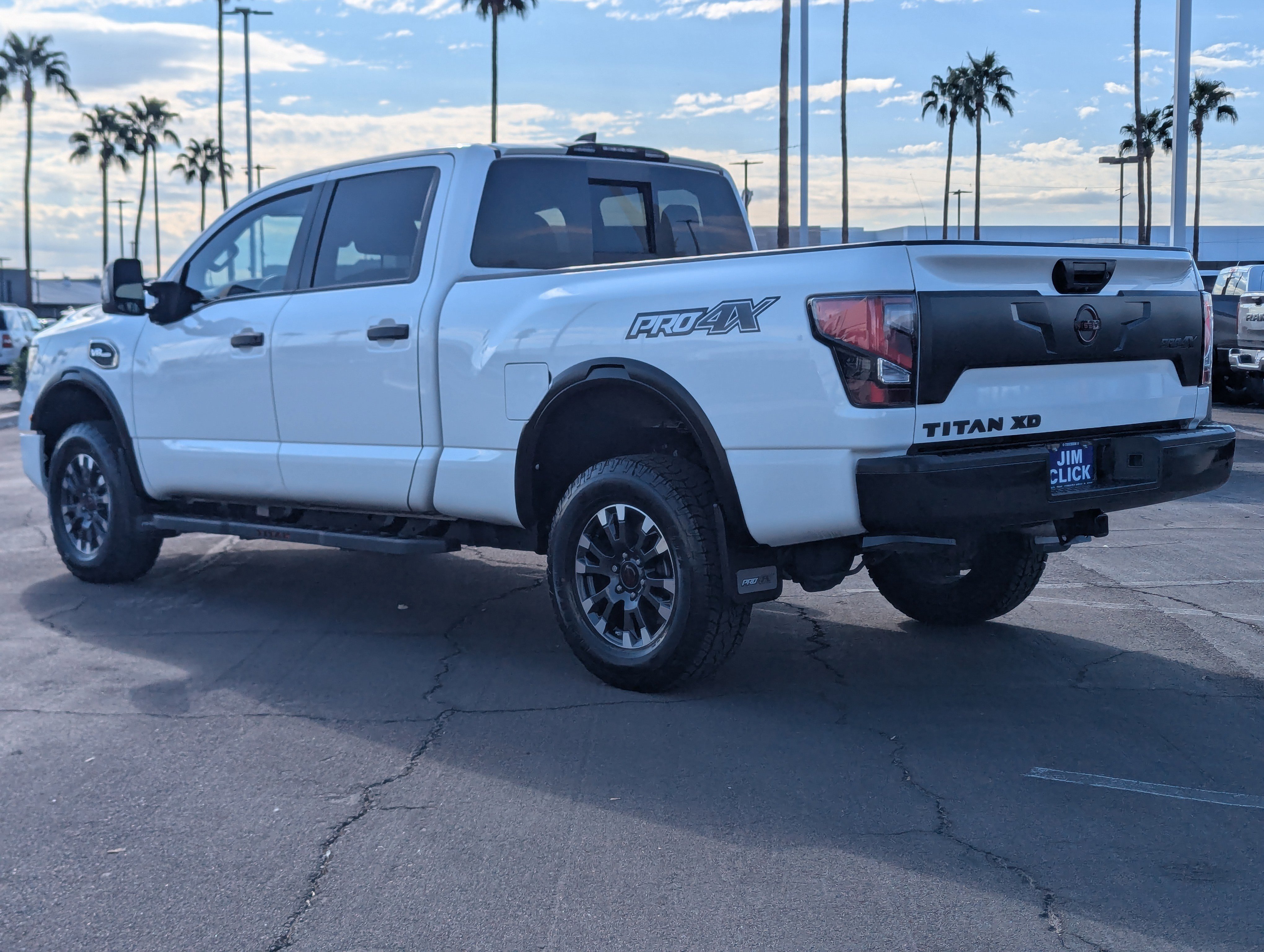 Certified 2023 Nissan Titan PRO-4X image 4