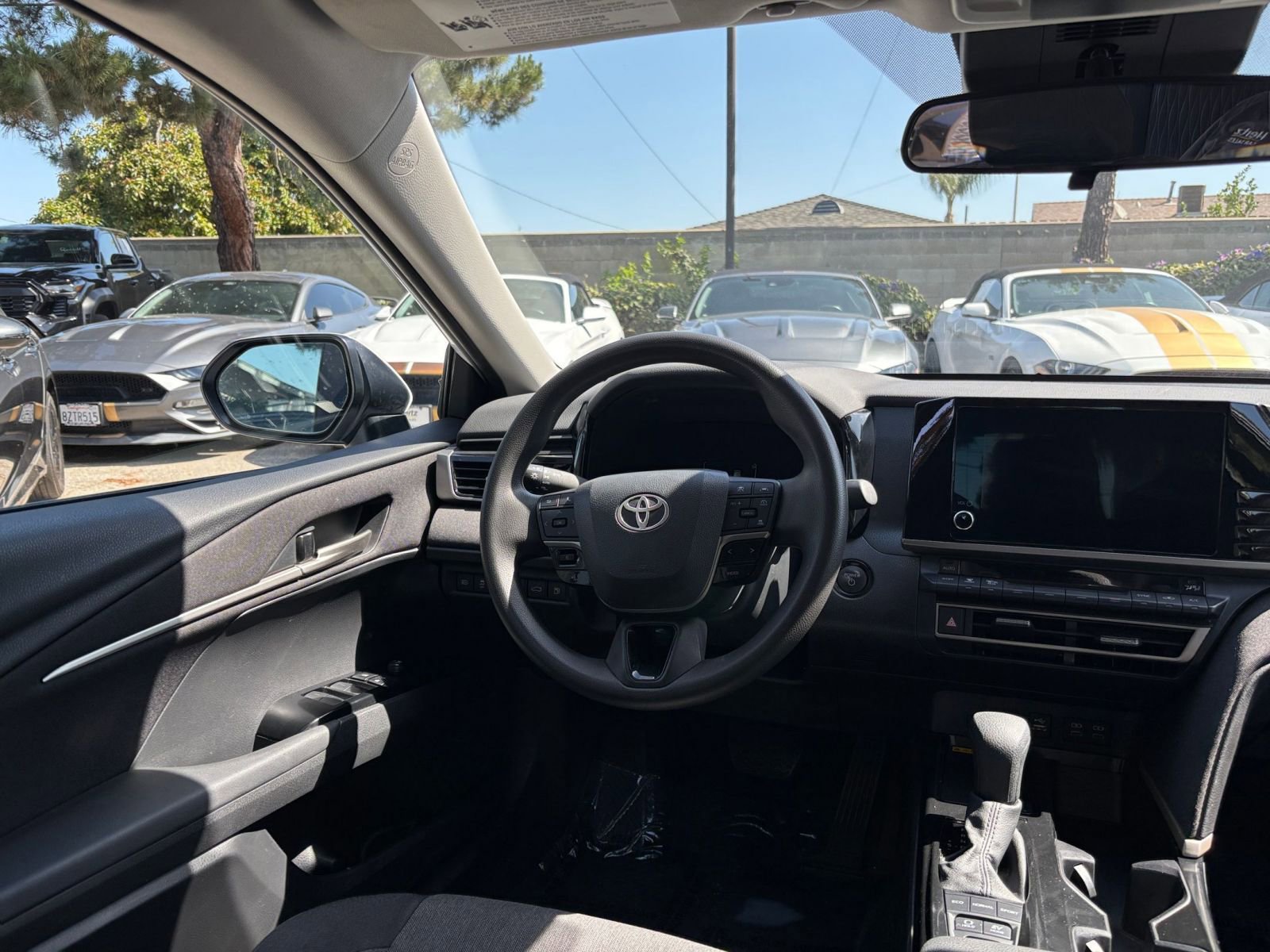 Used 2025 Toyota Camry LE FWD image 30