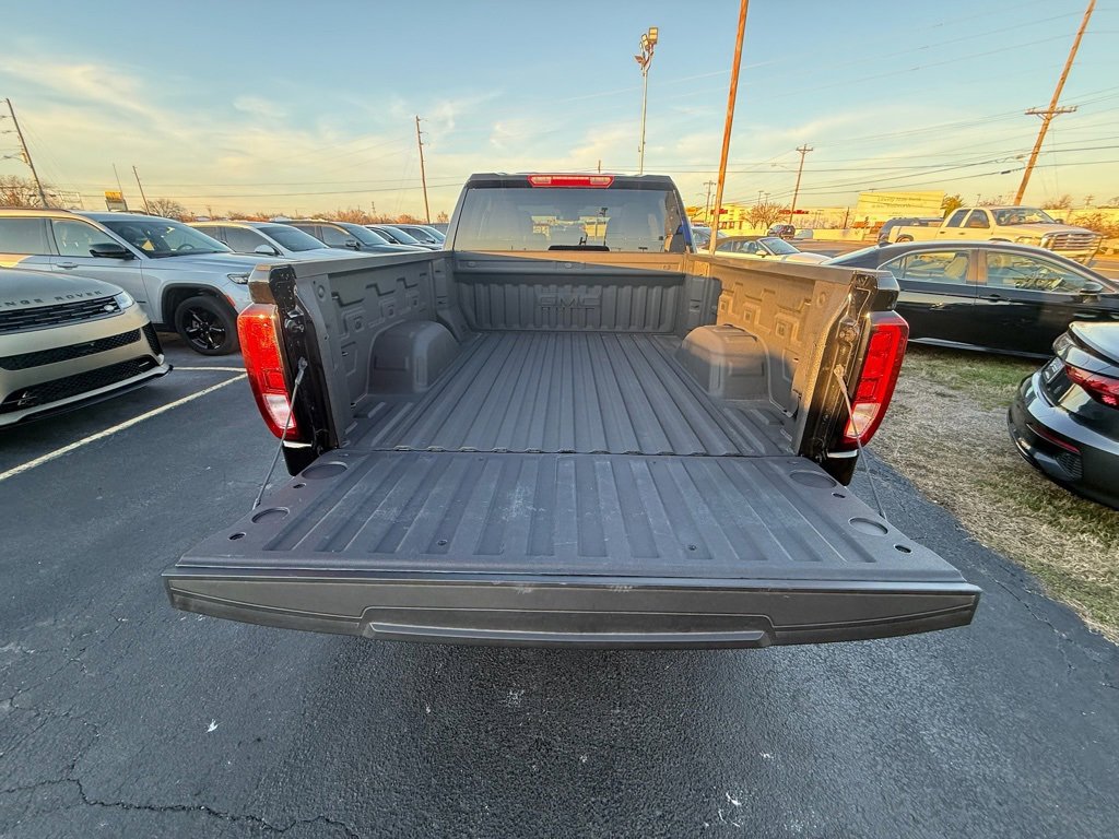 Used 2025 GMC Sierra 1500 Elevation image 21