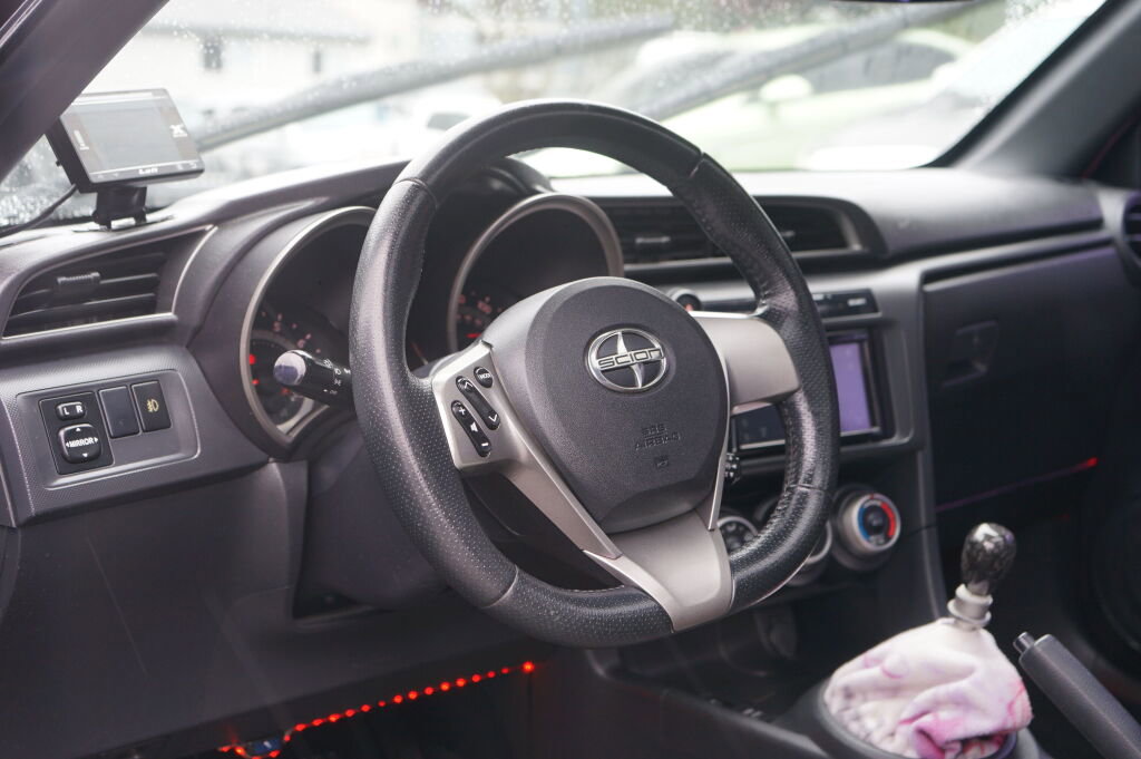 Used 2012 Scion tC image 10