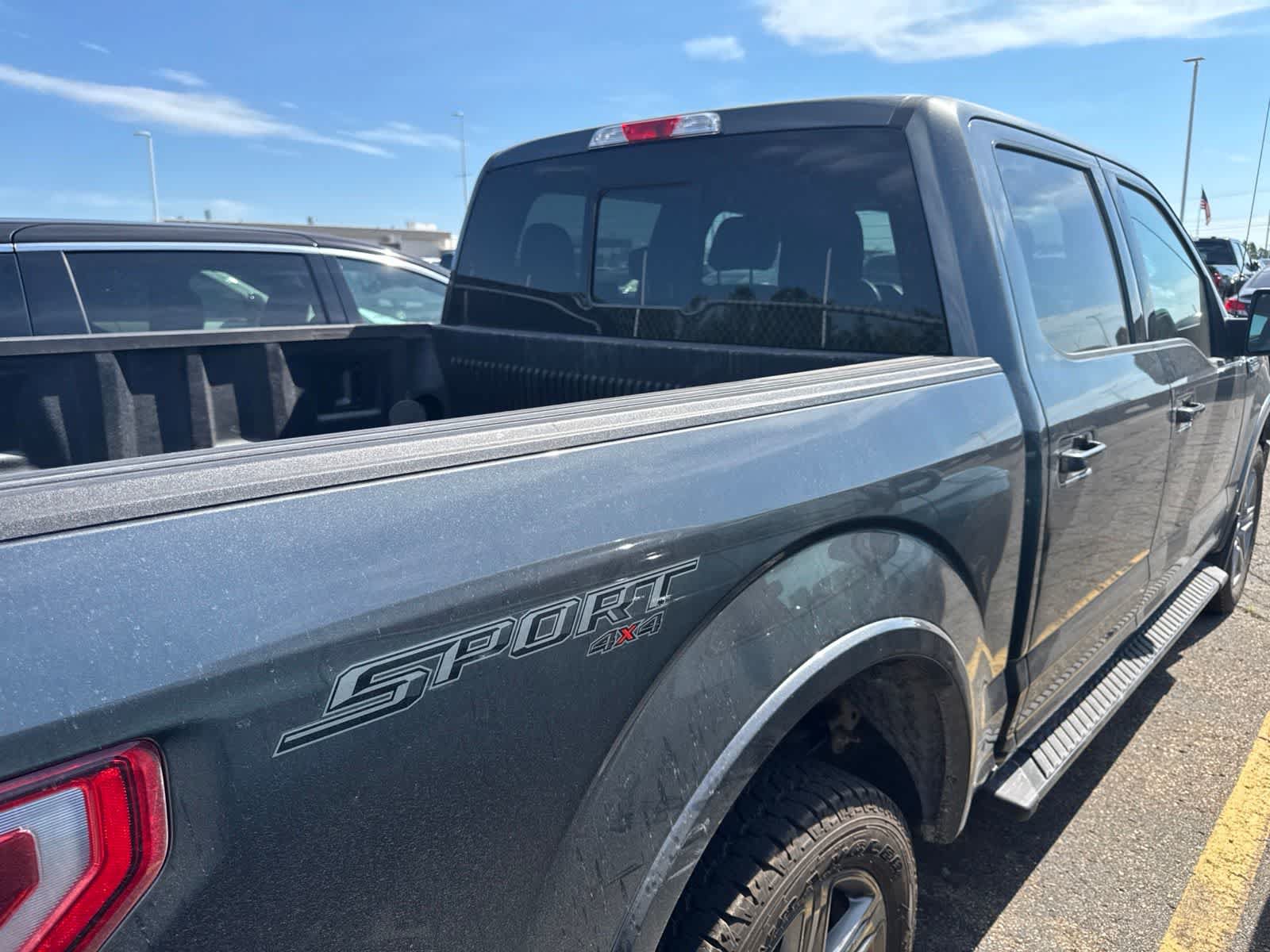Used 2020 Ford F150 XLT w/ Equipment Group 302A Luxury AWD/4WD image 13