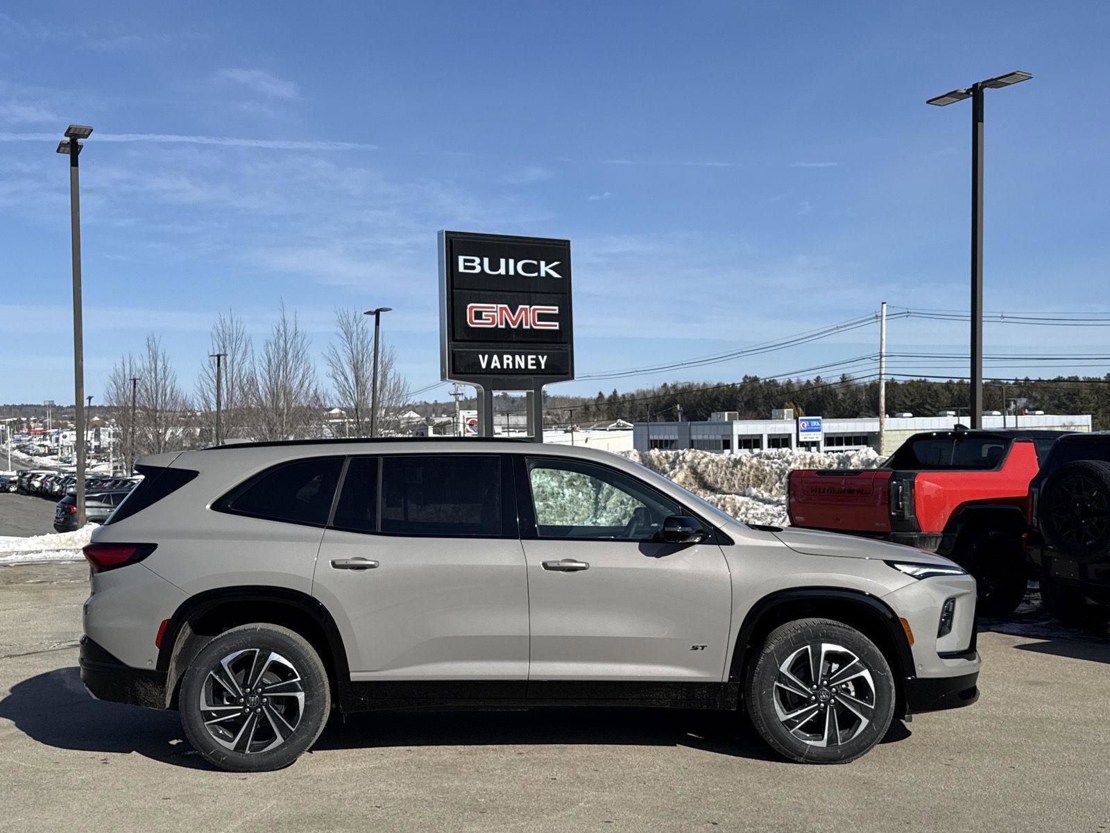 New 2026 Buick Enclave Sport Touring w/ Super Cruise Package image 7