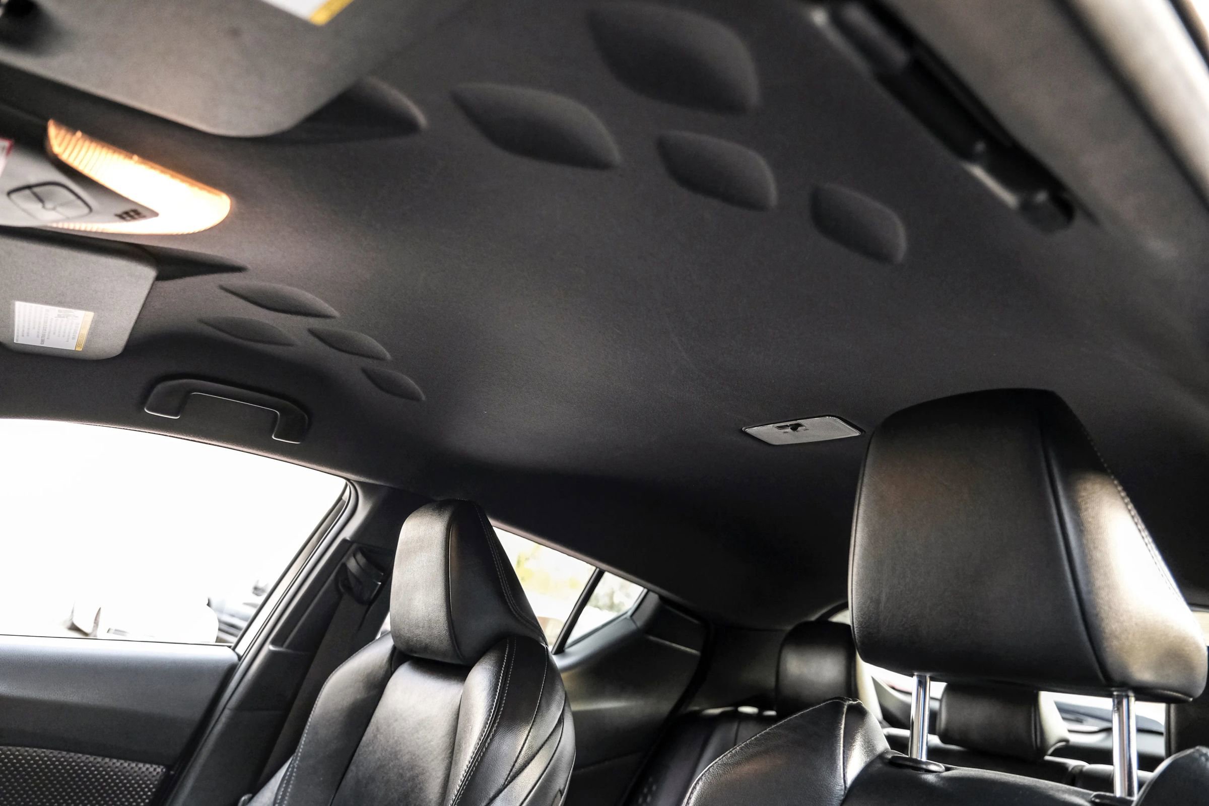 Used 2019 Toyota C-HR Limited image 29