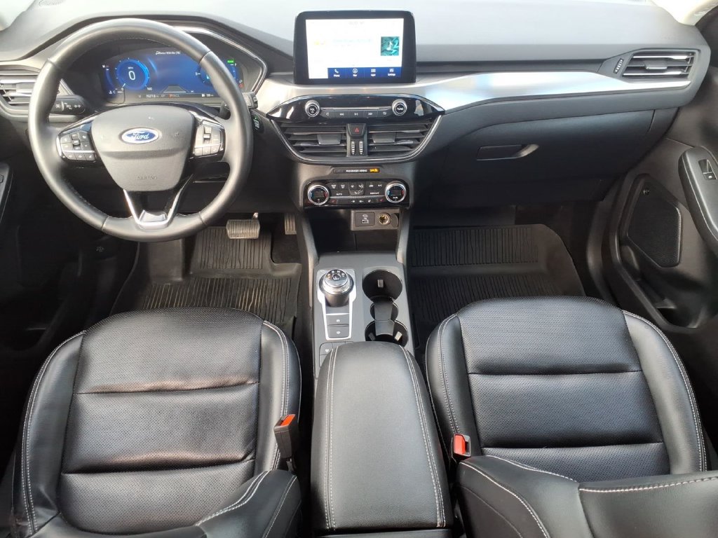 Certified 2021 Ford Escape Titanium AWD/4WD image 11