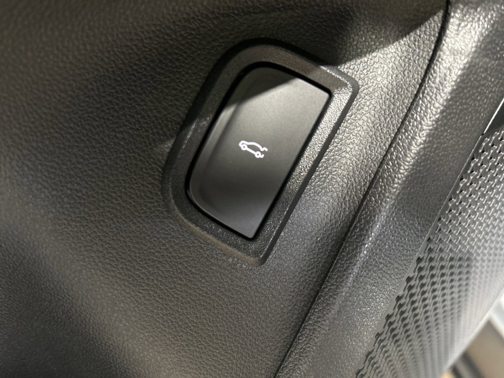 New 2024 Chevrolet Blazer EV LT image 17