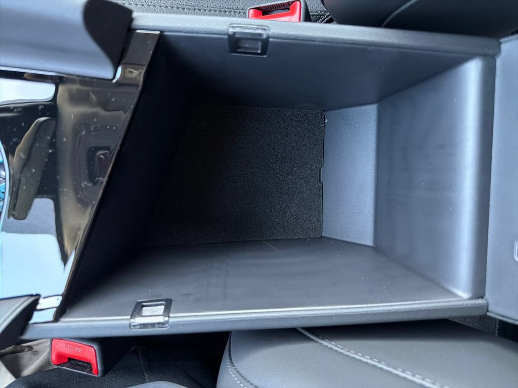 New 2026 Hyundai Elantra Limited FWD image 35