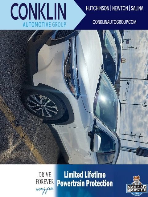 Used 2024 Toyota Corolla Cross XLE AWD/4WD image 1