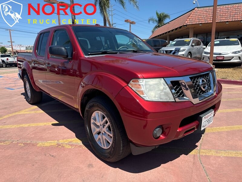 Used 2017 Nissan Frontier SV RWD image 2