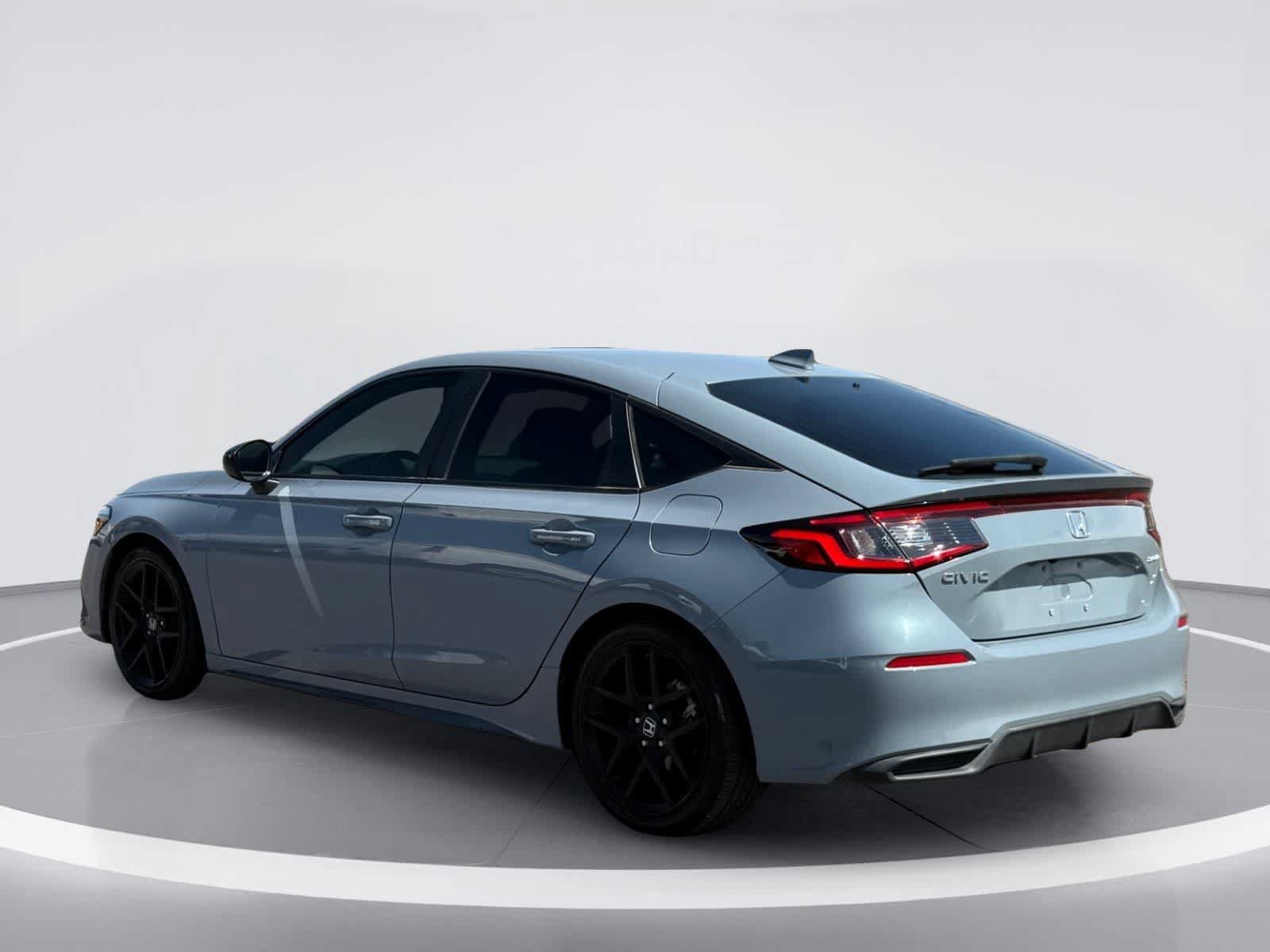 Used 2022 Honda Civic Sport image 4
