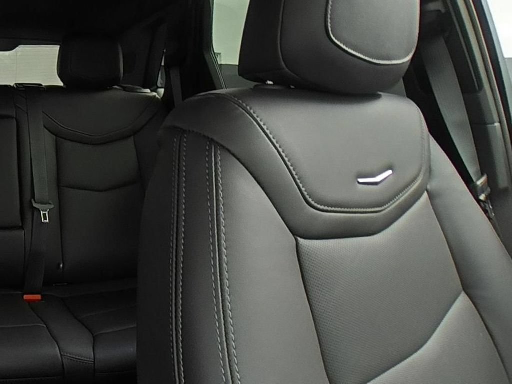 New 2026 Cadillac XT5 Premium Luxury FWD image 34