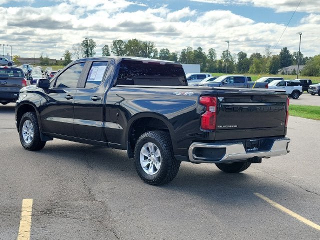 Used 2019 Chevrolet Silverado 1500 LT w/ All-Star Edition AWD/4WD image 3