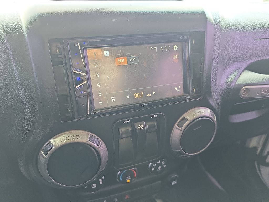 Used 2014 Jeep Wrangler Sport AWD/4WD image 21