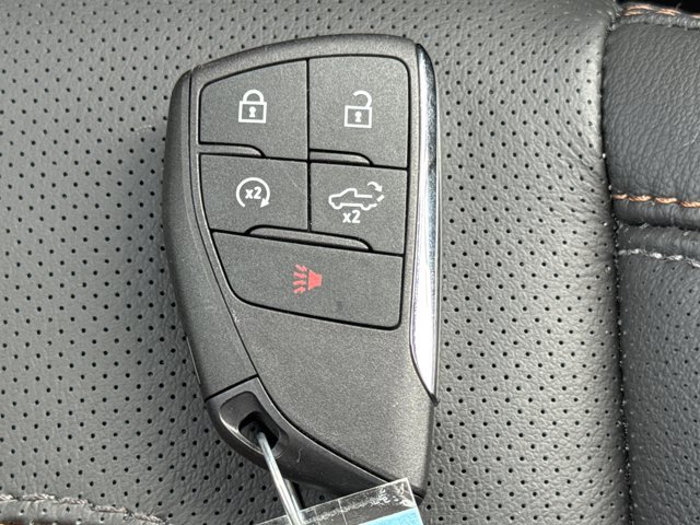 Used 2025 GMC Sierra 3500 AT4 w/ AT4 Preferred Package image 31