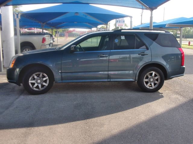 Used 2006 Cadillac SRX w/ Seating Package AWD/4WD image 4