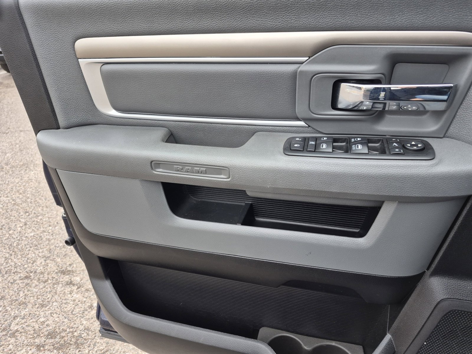 Used 2017 RAM 1500 Lone Star image 14