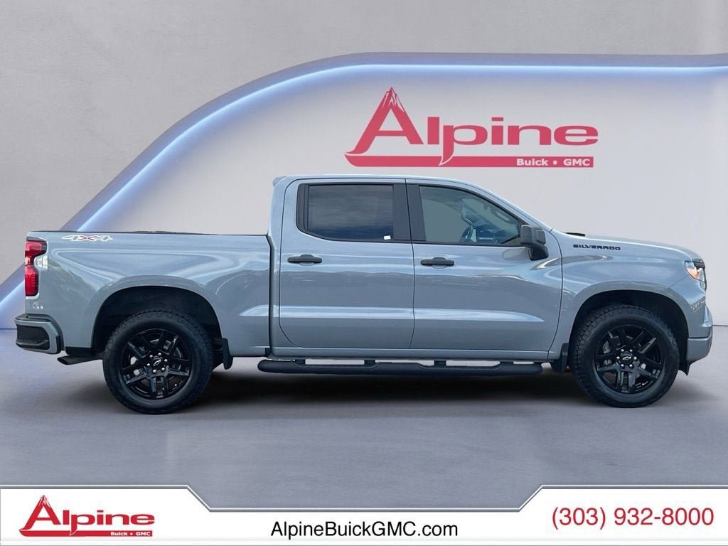 Used 2024 Chevrolet Silverado 1500 Custom image 6