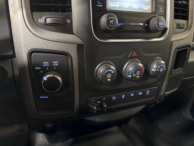 Used 2018 RAM 2500 Tradesman w/ Chrome Appearance Group image 25