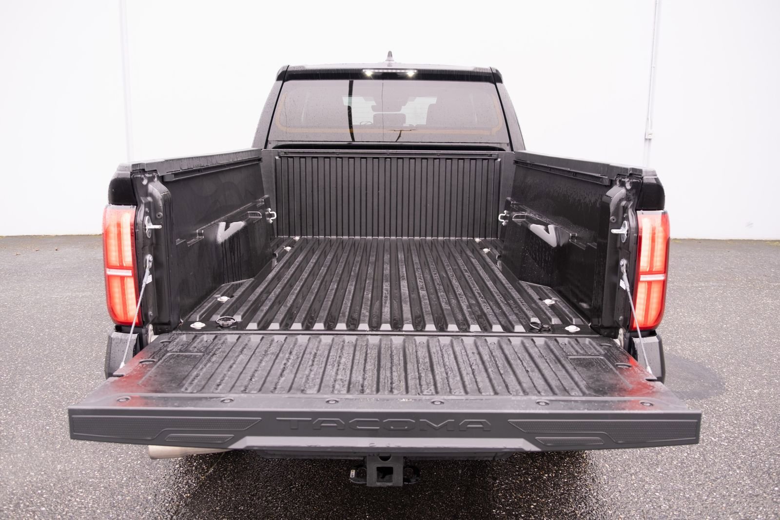 Used 2024 Toyota Tacoma SR5 image 21