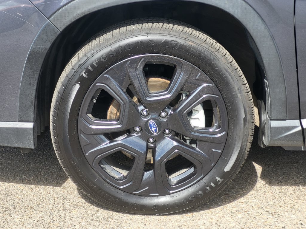 Used 2023 Subaru Ascent Onyx Edition AWD/4WD image 9