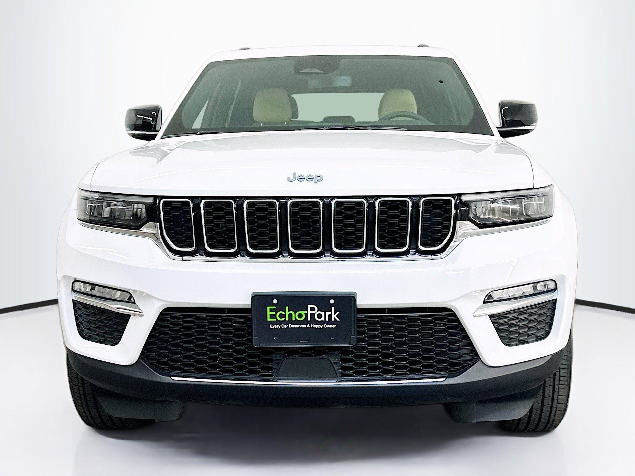 Used 2023 Jeep Grand Cherokee 4WD 4xe image 2
