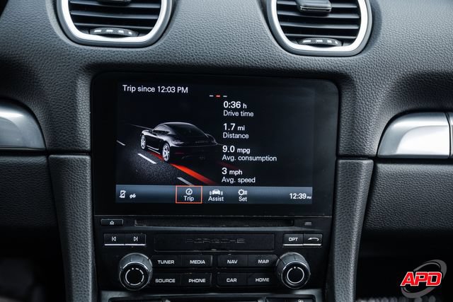 Used 2018 Porsche 718 Cayman RWD image 15