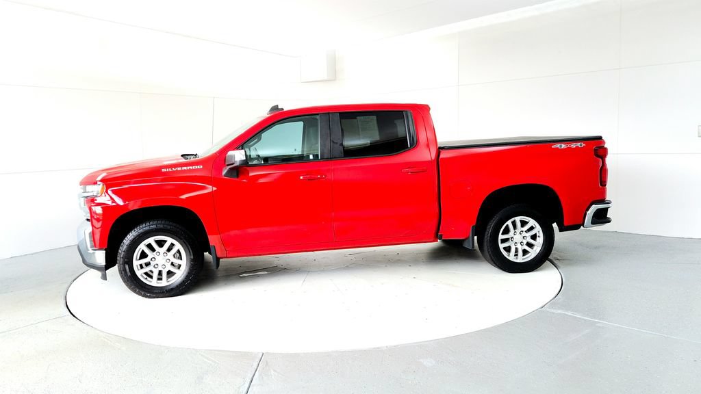 Used 2021 Chevrolet Silverado 1500 LT w/ LPO, Liner Protection Package AWD/4WD image 3