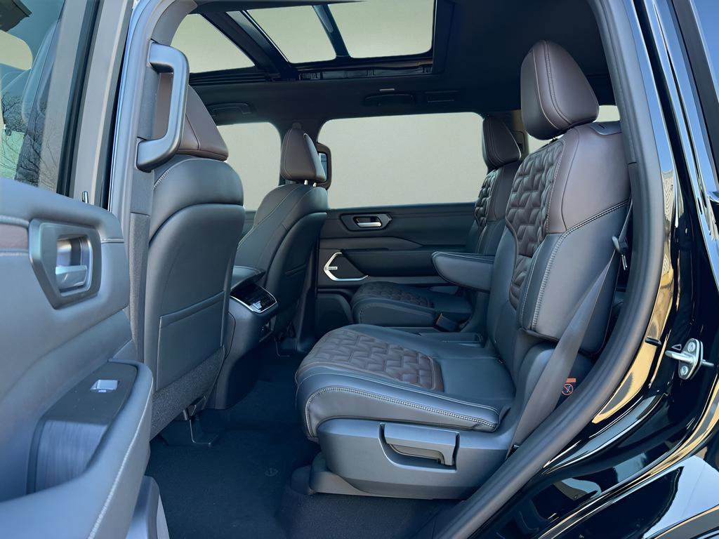 New 2026 Nissan Armada Platinum image 19