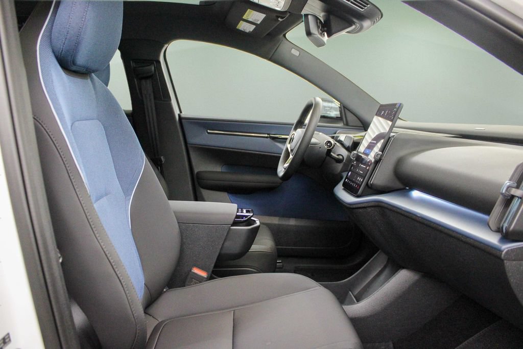 New 2026 Volvo EX30 Cross Country Ultra w/ Protection Package Premier AWD/4WD image 14