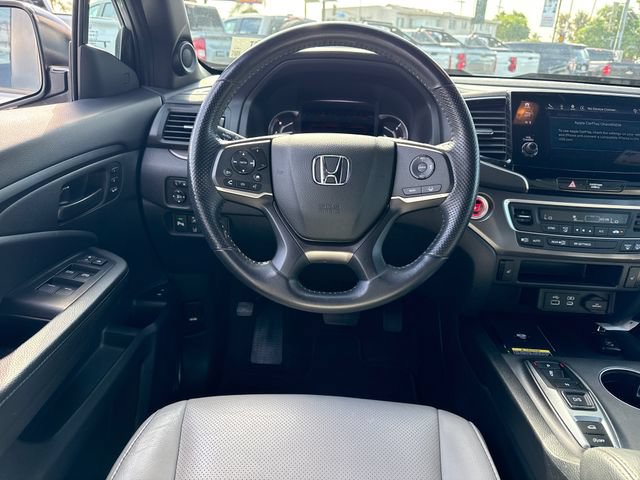 Used 2025 Honda Passport EX-L image 17
