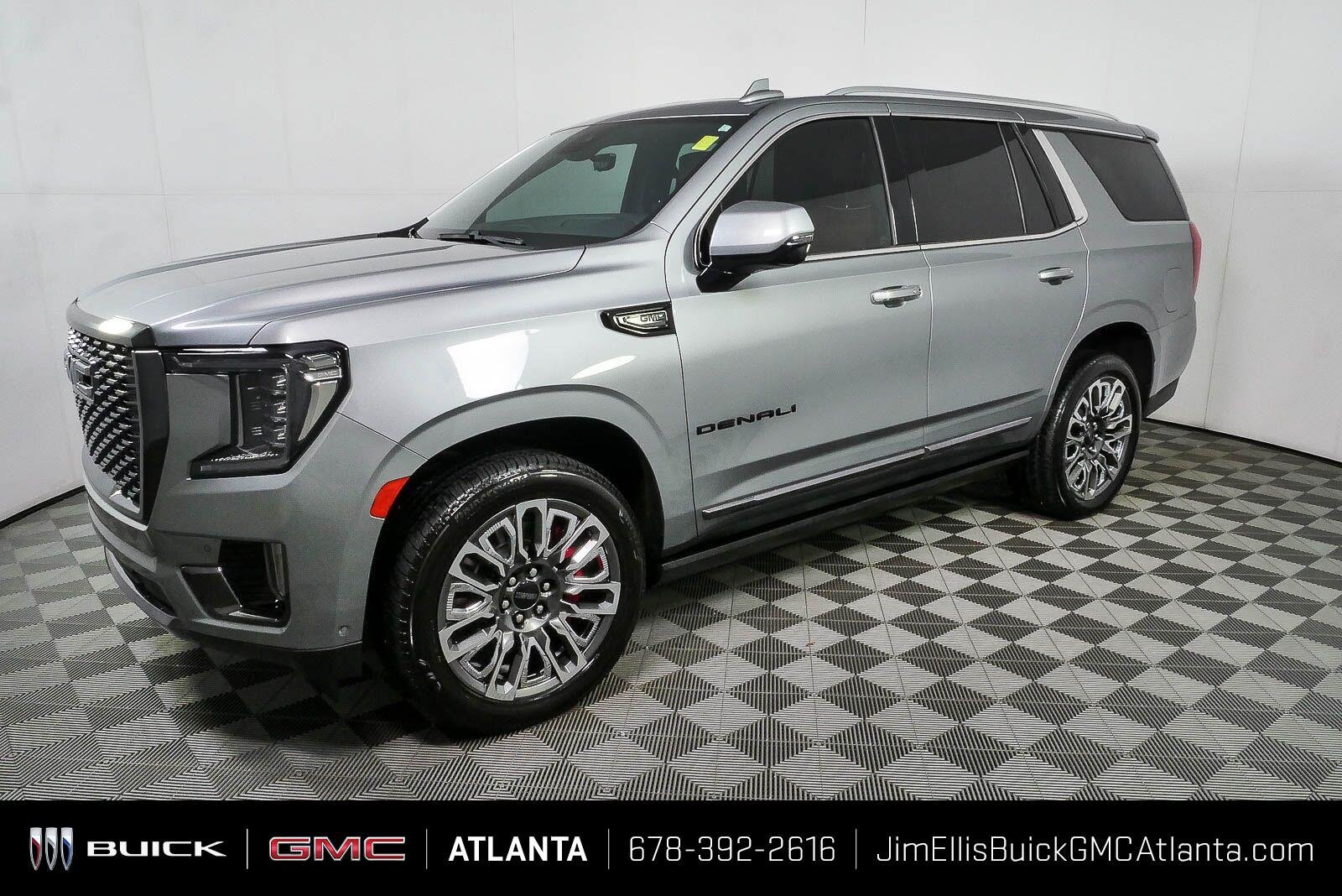 Certified 2023 GMC Yukon Denali Ultimate w/ LPO, Floor Liner Package AWD/4WD image 29