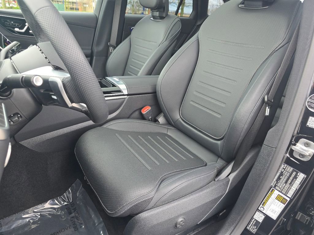 Certified 2026 Mercedes-Benz GLC 300 4MATIC image 24