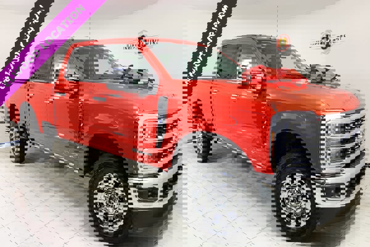 Used 2025 Ford F350 Lariat w/ Chrome Package image 1