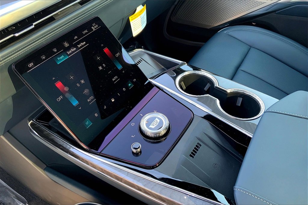 New 2026 Cadillac Escalade IQ Sport 2 w/ LPO, ONYX Package image 10