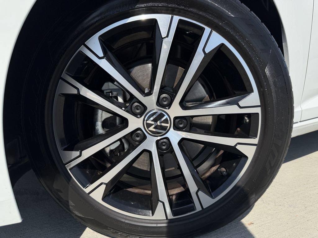 Used 2023 Volkswagen Jetta Sport FWD image 7