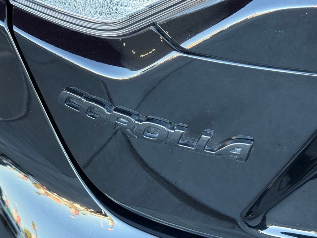 Certified 2023 Toyota Corolla SE w/ Carpet Mat Package (TMS) FWD image 15