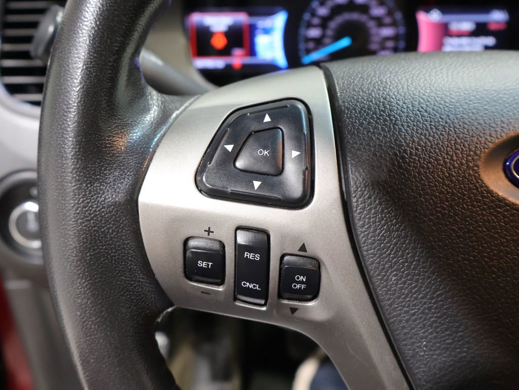 Used 2014 Ford Taurus SEL w/ Equipment Group 201A FWD image 37