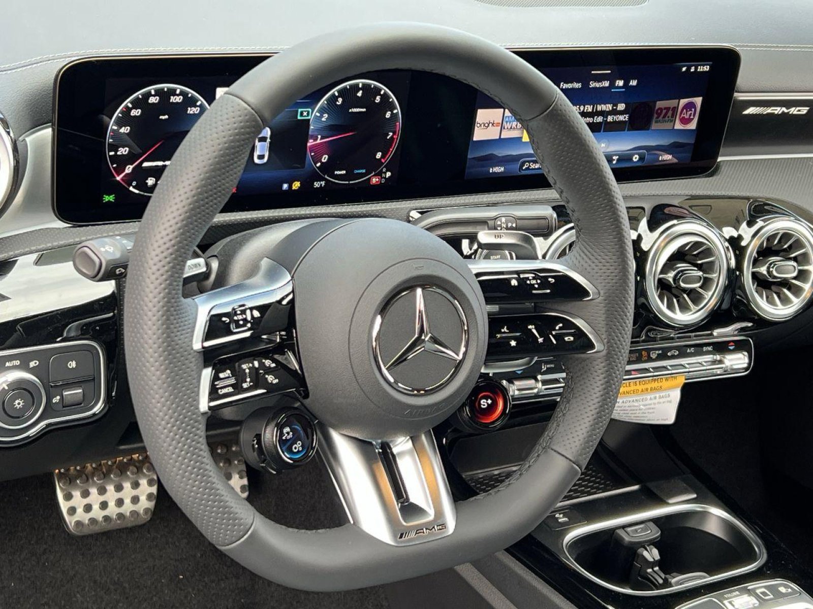 New 2025 Mercedes-Benz CLA 35 AMG 4MATIC image 14