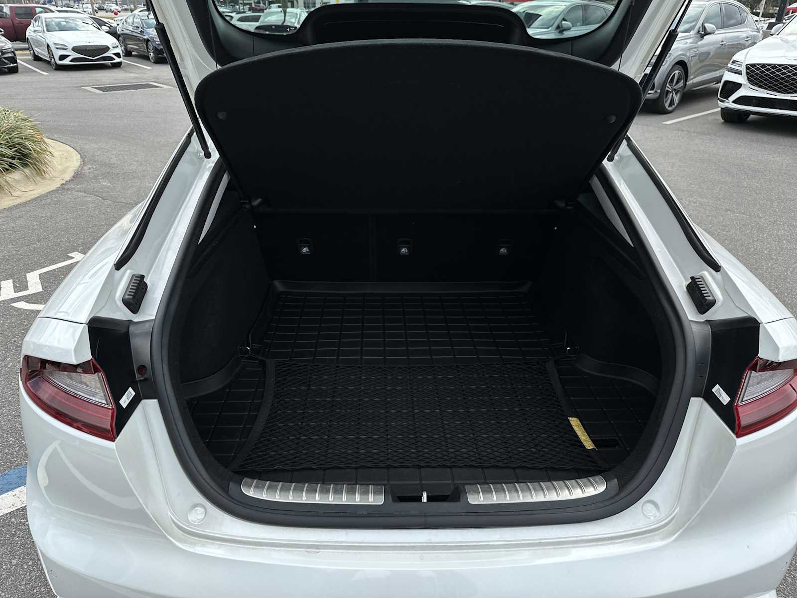 Used 2019 Kia Stinger Premium image 23