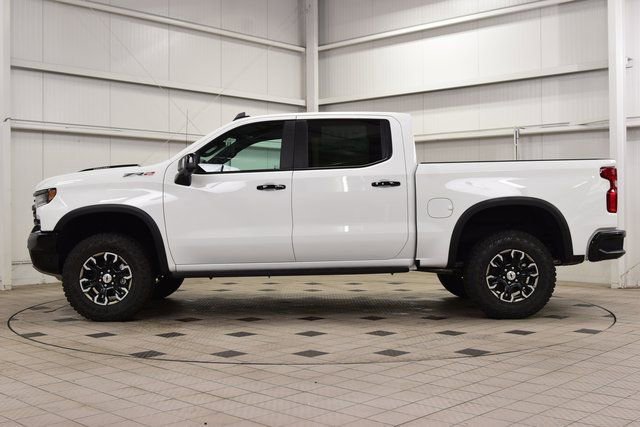 New 2026 Chevrolet Silverado 1500 ZR2 AWD/4WD image 4